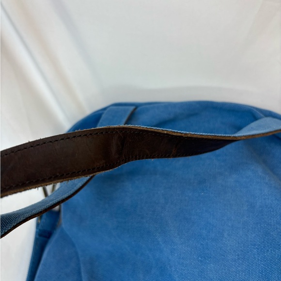 Farmhouse Is My Style Blue Tote with leather accents and‎ Zip Closure - Picture 3 of 9